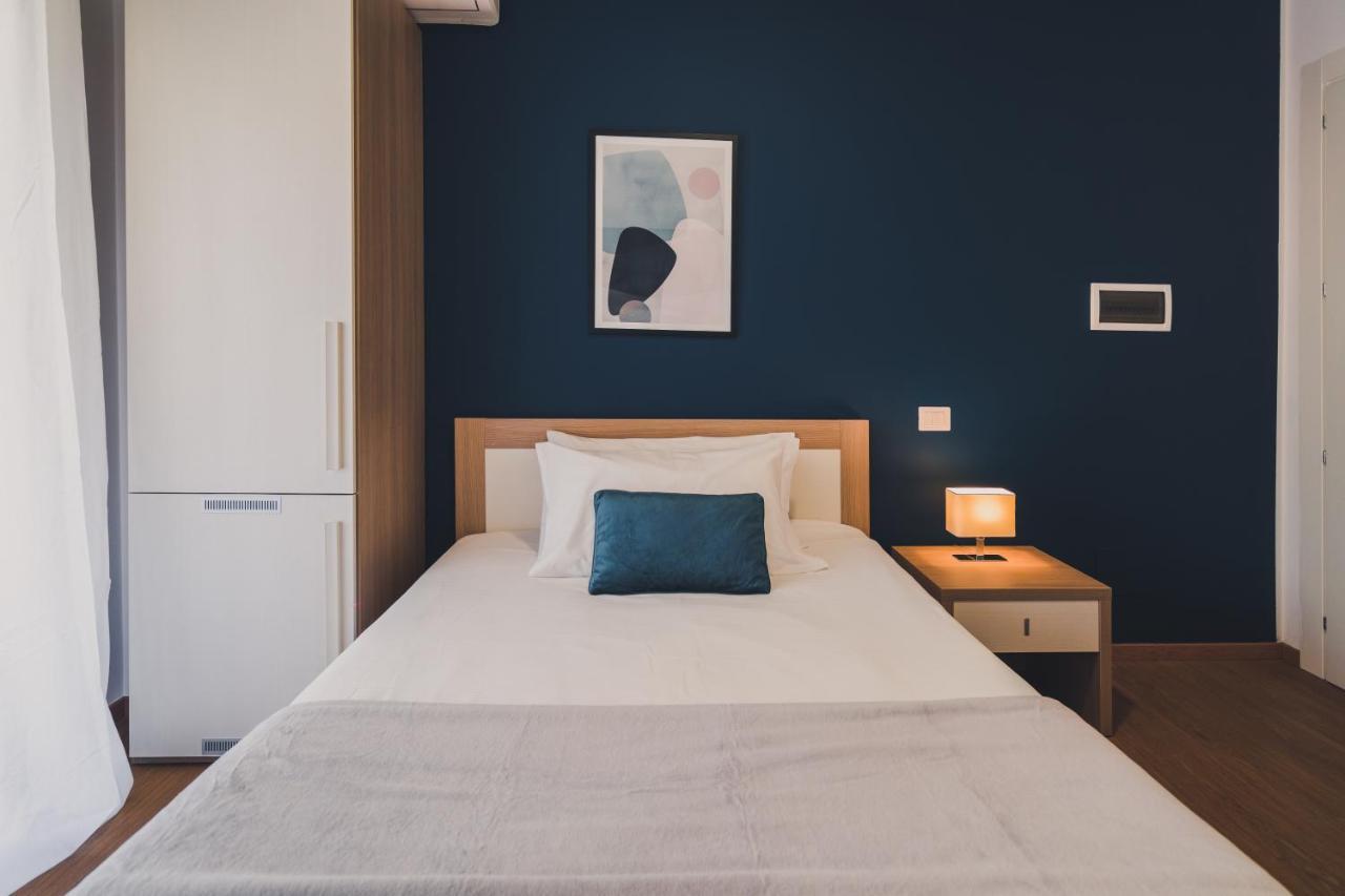Trip Room & Breakfast เรจโจ ดี คาลาเบีย ภายนอก รูปภาพ